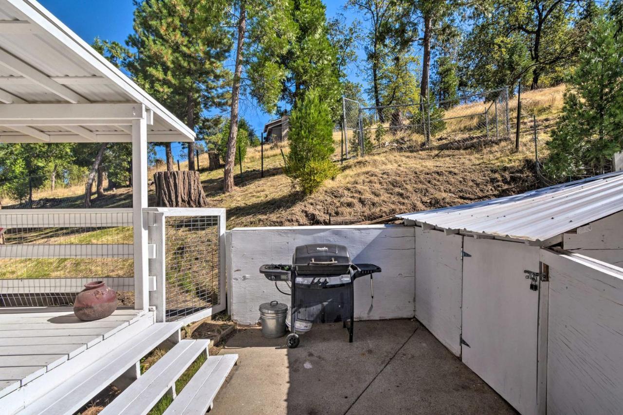 Peaceful Groveland Home With Deck And Fire Pit! 外观 照片